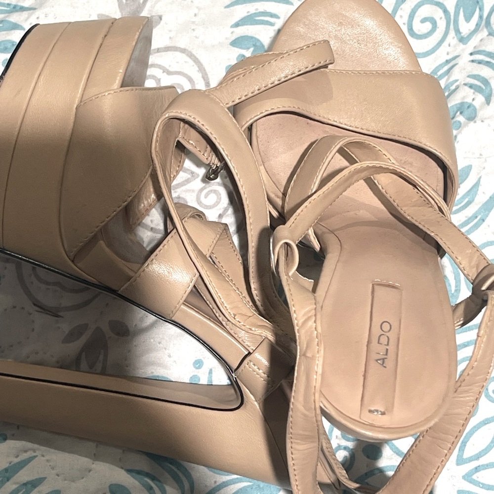 ALDO - 7